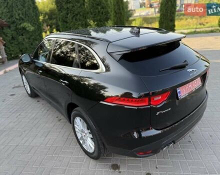 Чорний Ягуар Ф-Пейс, об'ємом двигуна 2 л та пробігом 154 тис. км за 22000 $, фото 31 на Automoto.ua
