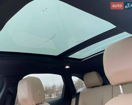 Черный Ягуар Ф-Пейс, объемом двигателя 2 л и пробегом 132 тыс. км за 25490 $, фото 19 на Automoto.ua