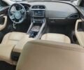 Чорний Ягуар Ф-Пейс, об'ємом двигуна 2 л та пробігом 67 тис. км за 18000 $, фото 2 на Automoto.ua
