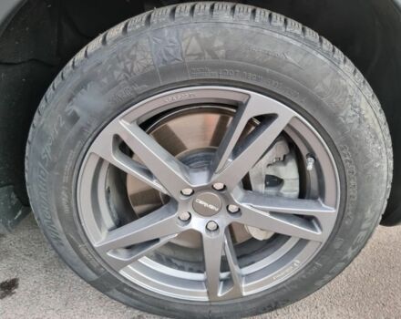 Черный Ягуар Ф-Пейс, объемом двигателя 2 л и пробегом 132 тыс. км за 19999 $, фото 12 на Automoto.ua