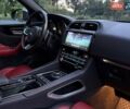 Чорний Ягуар Ф-Пейс, об'ємом двигуна 2 л та пробігом 64 тис. км за 22950 $, фото 98 на Automoto.ua