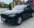 Черный Ягуар Ф-Пейс, объемом двигателя 2 л и пробегом 188 тыс. км за 27500 $, фото 2 на Automoto.ua