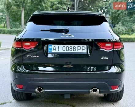 Чорний Ягуар Ф-Пейс, об'ємом двигуна 2 л та пробігом 64 тис. км за 22950 $, фото 5 на Automoto.ua