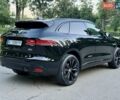 Чорний Ягуар Ф-Пейс, об'ємом двигуна 2 л та пробігом 64 тис. км за 22950 $, фото 4 на Automoto.ua