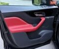 Чорний Ягуар Ф-Пейс, об'ємом двигуна 2 л та пробігом 64 тис. км за 22950 $, фото 55 на Automoto.ua