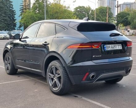 Черный Ягуар Ф-Пейс, объемом двигателя 2 л и пробегом 132 тыс. км за 19999 $, фото 4 на Automoto.ua