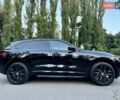 Чорний Ягуар Ф-Пейс, об'ємом двигуна 2 л та пробігом 64 тис. км за 22950 $, фото 3 на Automoto.ua
