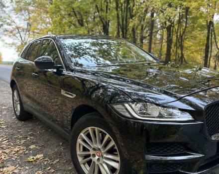 Чорний Ягуар Ф-Пейс, об'ємом двигуна 2 л та пробігом 180 тис. км за 22000 $, фото 6 на Automoto.ua