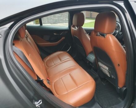 Чорний Ягуар Ф-Пейс, об'ємом двигуна 0 л та пробігом 71 тис. км за 35900 $, фото 20 на Automoto.ua