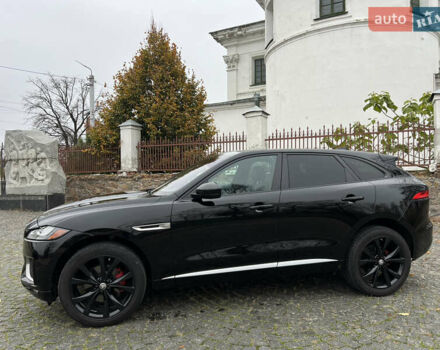 Чорний Ягуар Ф-Пейс, об'ємом двигуна 3 л та пробігом 98 тис. км за 28500 $, фото 4 на Automoto.ua