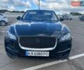 Чорний Ягуар Ф-Пейс, об'ємом двигуна 2 л та пробігом 130 тис. км за 27000 $, фото 1 на Automoto.ua