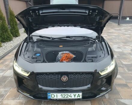 Чорний Ягуар Ф-Пейс, об'ємом двигуна 0 л та пробігом 71 тис. км за 35900 $, фото 10 на Automoto.ua