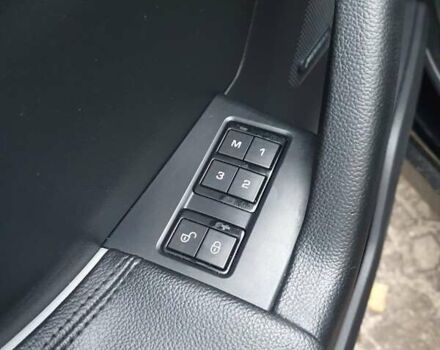 Черный Ягуар Ф-Пейс, объемом двигателя 2 л и пробегом 208 тыс. км за 18500 $, фото 9 на Automoto.ua