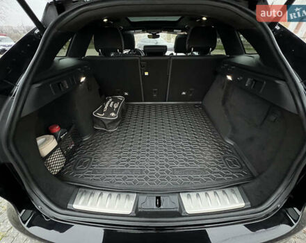 Чорний Ягуар Ф-Пейс, об'ємом двигуна 3 л та пробігом 98 тис. км за 28500 $, фото 13 на Automoto.ua