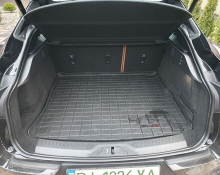 Чорний Ягуар Ф-Пейс, об'ємом двигуна 0 л та пробігом 71 тис. км за 35900 $, фото 9 на Automoto.ua