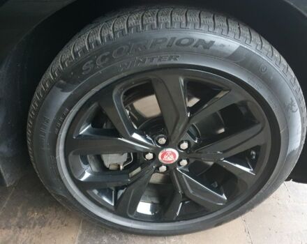 Чорний Ягуар Ф-Пейс, об'ємом двигуна 0 л та пробігом 71 тис. км за 35900 $, фото 11 на Automoto.ua