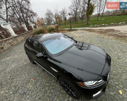 Чорний Ягуар Ф-Пейс, об'ємом двигуна 3 л та пробігом 98 тис. км за 28500 $, фото 8 на Automoto.ua