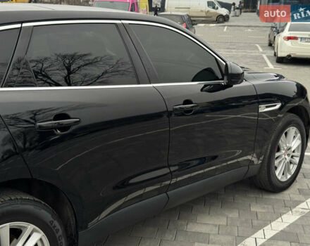 Чорний Ягуар Ф-Пейс, об'ємом двигуна 2 л та пробігом 72 тис. км за 26900 $, фото 12 на Automoto.ua