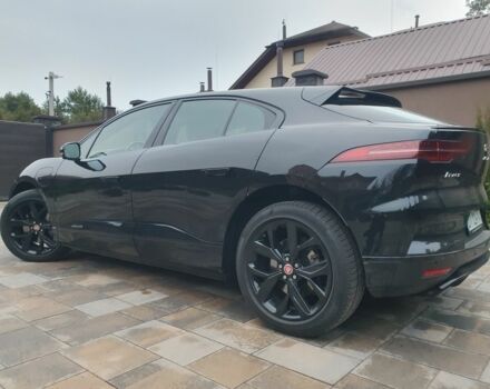 Чорний Ягуар Ф-Пейс, об'ємом двигуна 0 л та пробігом 71 тис. км за 35900 $, фото 4 на Automoto.ua