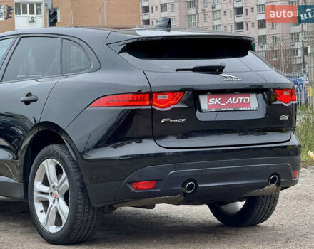 Черный Ягуар Ф-Пейс, объемом двигателя 2 л и пробегом 148 тыс. км за 24800 $, фото 73 на Automoto.ua