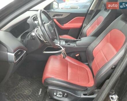 Чорний Ягуар Ф-Пейс, об'ємом двигуна 3 л та пробігом 83 тис. км за 6500 $, фото 6 на Automoto.ua