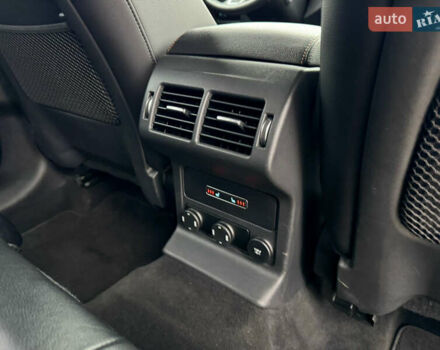 Черный Ягуар Ф-Пейс, объемом двигателя 2 л и пробегом 148 тыс. км за 24800 $, фото 43 на Automoto.ua