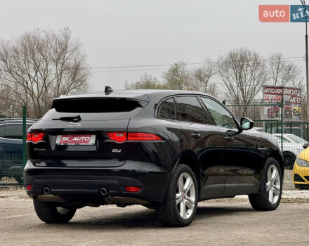 Черный Ягуар Ф-Пейс, объемом двигателя 2 л и пробегом 148 тыс. км за 24800 $, фото 66 на Automoto.ua
