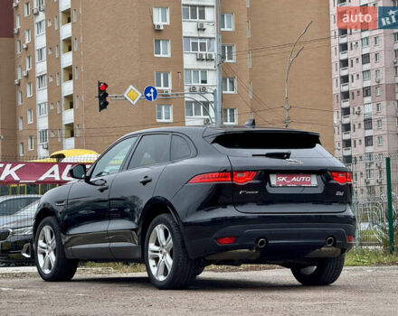 Черный Ягуар Ф-Пейс, объемом двигателя 2 л и пробегом 148 тыс. км за 24800 $, фото 7 на Automoto.ua