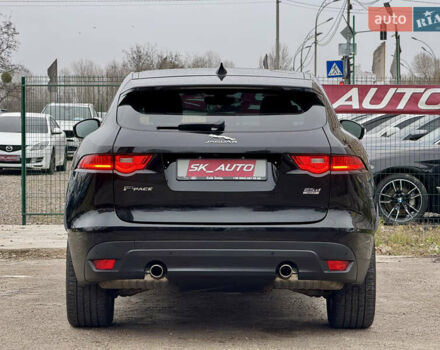 Черный Ягуар Ф-Пейс, объемом двигателя 2 л и пробегом 148 тыс. км за 24800 $, фото 6 на Automoto.ua