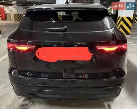 Черный Ягуар Ф-Пейс, объемом двигателя 2 л и пробегом 110 тыс. км за 38000 $, фото 2 на Automoto.ua
