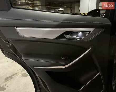 Черный Ягуар Ф-Пейс, объемом двигателя 2 л и пробегом 110 тыс. км за 38000 $, фото 21 на Automoto.ua