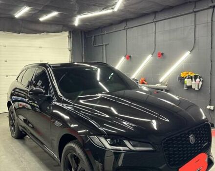 Черный Ягуар Ф-Пейс, объемом двигателя 2 л и пробегом 110 тыс. км за 38000 $, фото 34 на Automoto.ua