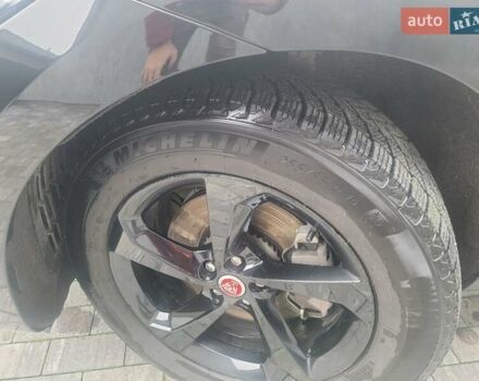 Чорний Ягуар Ф-Пейс, об'ємом двигуна 2 л та пробігом 111 тис. км за 38900 $, фото 15 на Automoto.ua