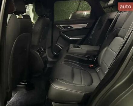 Черный Ягуар Ф-Пейс, объемом двигателя 2 л и пробегом 110 тыс. км за 38000 $, фото 20 на Automoto.ua