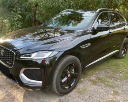 Черный Ягуар Ф-Пейс, объемом двигателя 2 л и пробегом 20 тыс. км за 15200 $, фото 2 на Automoto.ua