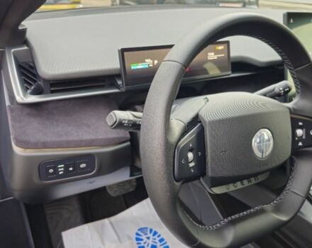 Черный Ягуар Ф-Пейс, объемом двигателя 0 л и пробегом 10 тыс. км за 30000 $, фото 23 на Automoto.ua