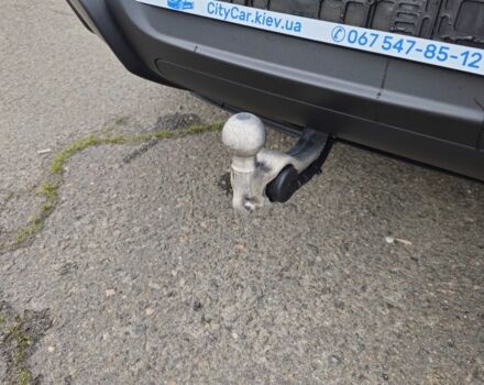 Черный Ягуар Ф-Пейс, объемом двигателя 0 л и пробегом 10 тыс. км за 30000 $, фото 6 на Automoto.ua