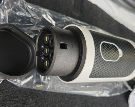 Черный Ягуар Ф-Пейс, объемом двигателя 0 л и пробегом 10 тыс. км за 30000 $, фото 11 на Automoto.ua