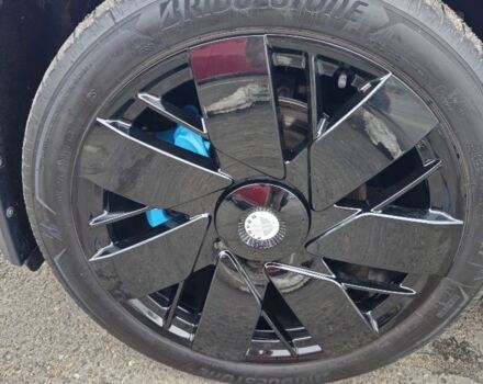 Черный Ягуар Ф-Пейс, объемом двигателя 0 л и пробегом 10 тыс. км за 30000 $, фото 14 на Automoto.ua