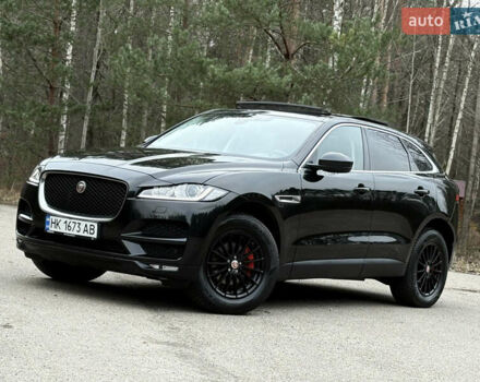 Черный Ягуар Ф-Пейс, объемом двигателя 2 л и пробегом 220 тыс. км за 22200 $, фото 1 на Automoto.ua