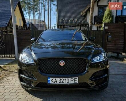 Черный Ягуар Ф-Пейс, объемом двигателя 3 л и пробегом 94 тыс. км за 25500 $, фото 1 на Automoto.ua