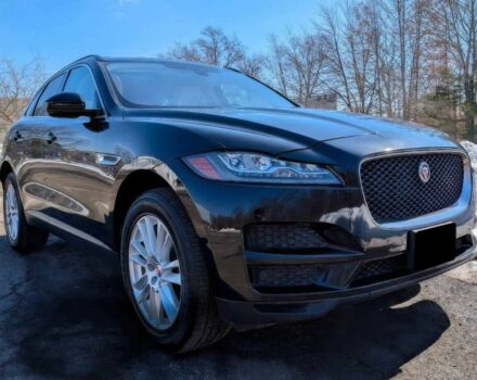 Черный Ягуар Ф-Пейс, объемом двигателя 3 л и пробегом 53 тыс. км за 6000 $, фото 1 на Automoto.ua