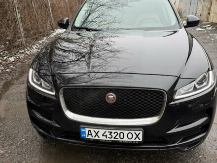 Чорний Ягуар Ф-Пейс, об'ємом двигуна 2 л та пробігом 113 тис. км за 23000 $, фото 1 на Automoto.ua