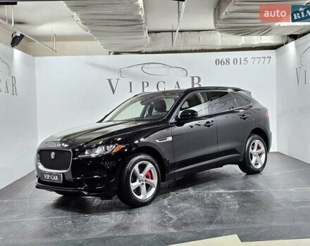 Черный Ягуар Ф-Пейс, объемом двигателя 3 л и пробегом 159 тыс. км за 19999 $, фото 1 на Automoto.ua