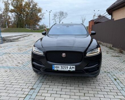 Черный Ягуар Ф-Пейс, объемом двигателя 2 л и пробегом 152 тыс. км за 24800 $, фото 1 на Automoto.ua