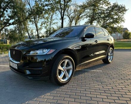 Черный Ягуар Ф-Пейс, объемом двигателя 2 л и пробегом 209 тыс. км за 17000 $, фото 1 на Automoto.ua