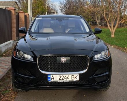 Черный Ягуар Ф-Пейс, объемом двигателя 2 л и пробегом 104 тыс. км за 266000 $, фото 1 на Automoto.ua