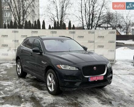 Черный Ягуар Ф-Пейс, объемом двигателя 3 л и пробегом 195 тыс. км за 13500 $, фото 1 на Automoto.ua