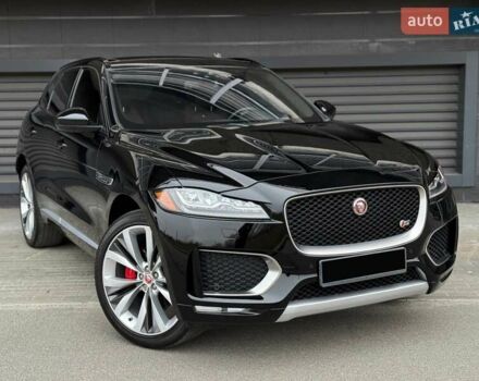 Черный Ягуар Ф-Пейс, объемом двигателя 3 л и пробегом 71 тыс. км за 23300 $, фото 1 на Automoto.ua
