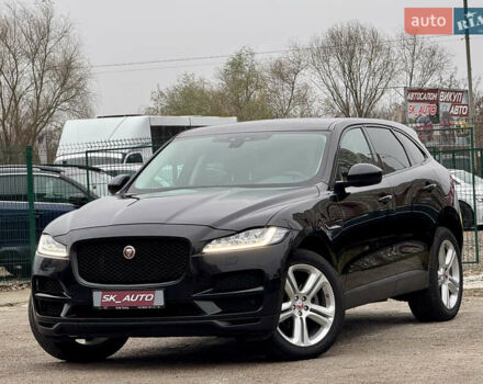 Черный Ягуар Ф-Пейс, объемом двигателя 2 л и пробегом 148 тыс. км за 24800 $, фото 1 на Automoto.ua